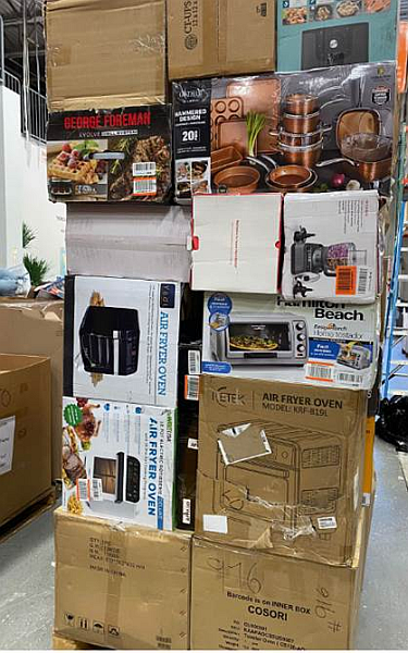 liquidaciones de grandes almacenes, al por mayor, Liquidaciones, excedentes  de liquidaciones, ropa, excedentes, saldos, cosméticos, electrónica, ropa,  saldos de juguetes y juguetes de retorno, mercancía general.